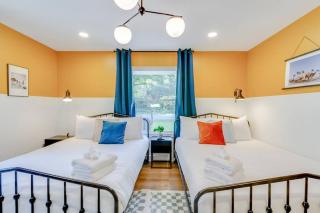 NashOasis 10 Min to DT, Gameroom, Huge Yard - 6