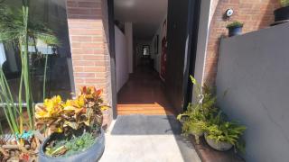 Moderna casa en zona céntrica - Bogotá - 0
