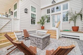 Shore-ty Its Your Beach Day 127 SEV - 5