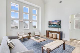 Shore-ty Its Your Beach Day 127 SEV - 4