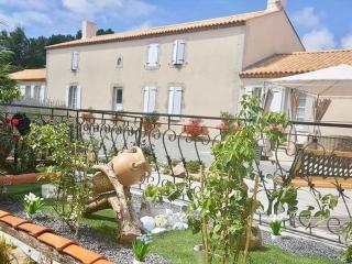 Maison rénovée à la ferme avec jardin privé, WI-FI, pêche, balançoire, trampoline - Brem-sur-Mer - FR-1-426-103 - Brem-Sur-Mer - 3