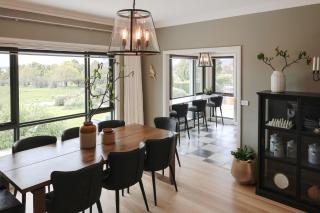 Chateau Clarence & Petite Chateau Luxurious Waterfront Retreat - 2