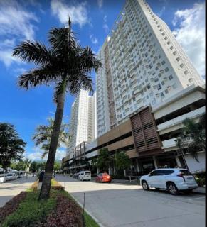 Pool WI-FI and Netflix in Cebu IT Park - Cebu City - 6
