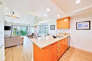 Oceanfront Condo in Newport Beach with Private Balcony and Perfect Location by the Pier - Newport Beach - 3