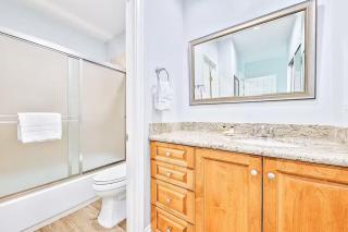 Oceanfront Condo in Newport Beach with Private Balcony and Perfect Location by the Pier - 1