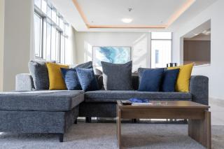 Airy 5-Bedrooms Apartment at Harbour views with stunning scenery of Dubai Creek! - Dubai - 3