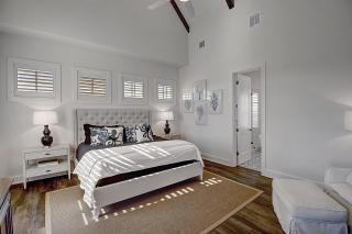 The Summer Catch 401 COA - Mustang Beach - 6