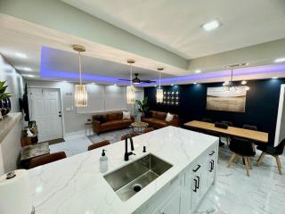 3Bd 2Bath 1 Block from the beach! Newly renovated - Fort Lauderdale - 4