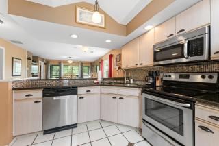 Fort Taneycomo Condo - Branson - 7