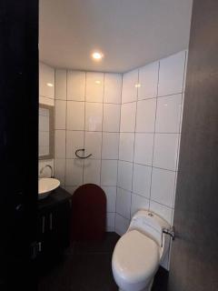 Apartamento central, espacioso, cómodo, cálido y tranquilo - Bogotá - 3