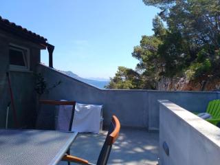 Apartments Bezek-Standard Two Bedroom Apartment with Terrace - potkrovlje - Trstenik - 0