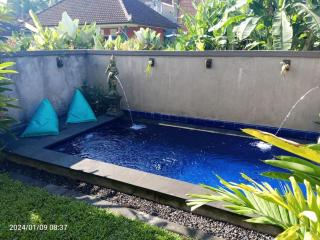 2 Villas - 2 Pools - Sleeps 9 - Ubud - 5