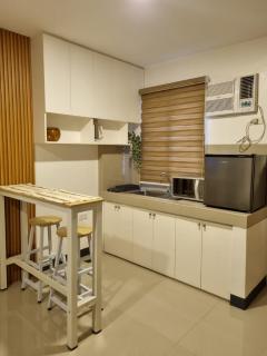 Flat 35, Unit E - Manila - 2