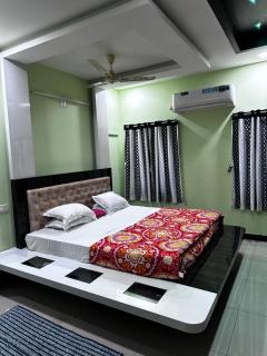 Sreenilayam Luxury Stay Homes - Rājahmundry - 7