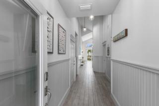 Tiki By The Sea home - 5