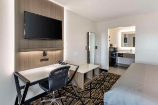 Quality Inn & Suites Athens University Area - Athens - 1