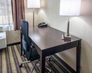 Quality Inn & Suites West Monroe - 1