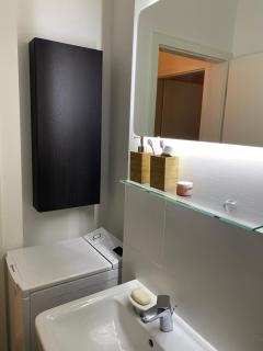 Cozy and Peaceful Apartment, Top Located - 8