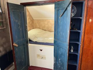 Oude gerestaureerde boerderij met bedstee - 1