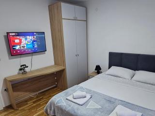 N&M Apartment - Pirot - 9