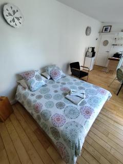 Chambre studio indépendante au calme vue sur piscine - Teyran - 3