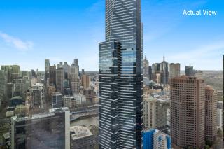Aus108 - 1B1B with breathtaking city views - 0