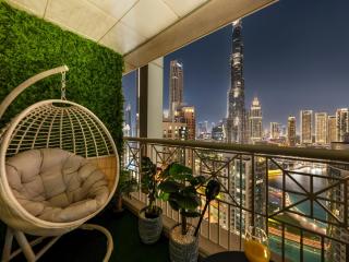 Lavish 2 Bedroom I Burj Khalifa & Fountain Views I Free Gym, Pool, Parking, Wi-Fi and PS5 I by Skyline Serenity - Dubai - 7