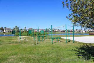 3 Bedrooms 2 Bathrooms Lake Berkley 1076 Lb - 2