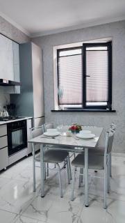 Mountain View Four - 8