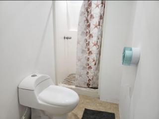 Wally World Inn - 7