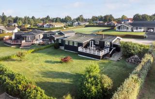 Pet Friendly Home In Bogø By With Wifi - Bogø By - 9