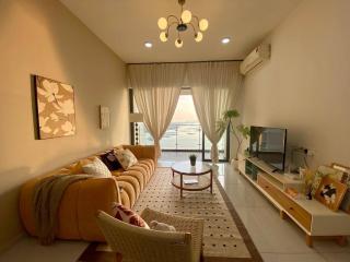 Country Garden Danga Bay,Full Seaview, 6-8pax, Netflix - Johor Bahru - 0