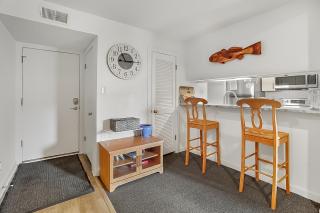 Seas the Shore at Ocean Bridge by Wavecrest Beach Vacations - 3