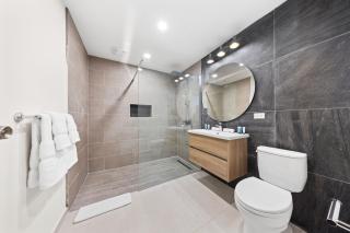 Boca Beach House NEW LUX 6 Bed 6 Bath Pool Walk To Beach - Palm-Eagle Beach - 5