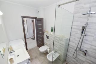 Stylish Stay - Executive Charm - 2