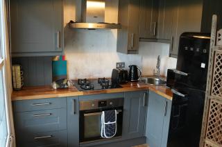 Stylish-Brockley-Entire Place - 5