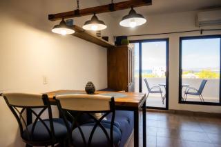 Casa Arrecife - Dorado Suite, Fast Wifi & Balcony! Beach is steps away! - La Ventana - 3