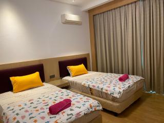 The Floorspace Imperial Suites 4BR Apartment - Kuching - 6