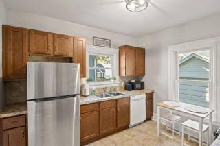 Beautiful One Bed in Lovely Park Ave Neighborhood - Rochester - 7