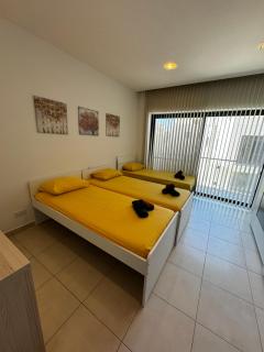 Pendergardens huge apartment - 3