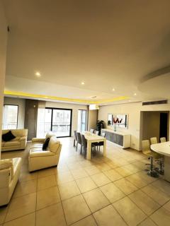 Pendergardens huge apartment - St Julian's - 2