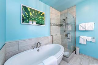 Waikiki Beach Tower - 2