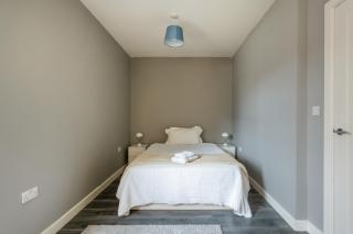 Modern double room with shared bathroom - Londra - 0
