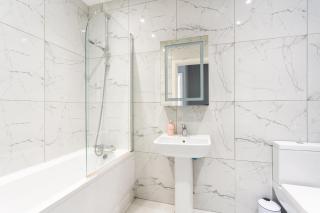 Modern double room with shared bathroom - Londra - 2