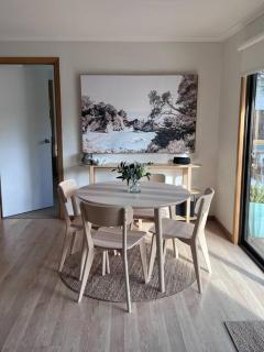 Waves & Whispers Family Retreat - Cowes - 8