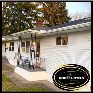 The House Hotels - Whole House Erie Street - Cuyahoga Falls - 9
