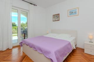 Apartments with a parking space Zaton, Zadar - 23534 - Nin - 4