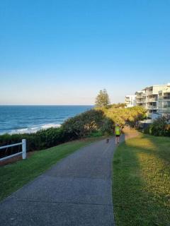 Sea Esta at Moffat Beach - 7