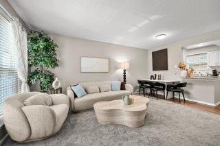 Sol haus - a cozy, convenient, and stylish approach - Bayou Fountain - 0