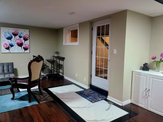 Charm Heaven - Workspace, Wi-Fi, 3-Beds and Private Entrance - Pickering - 8